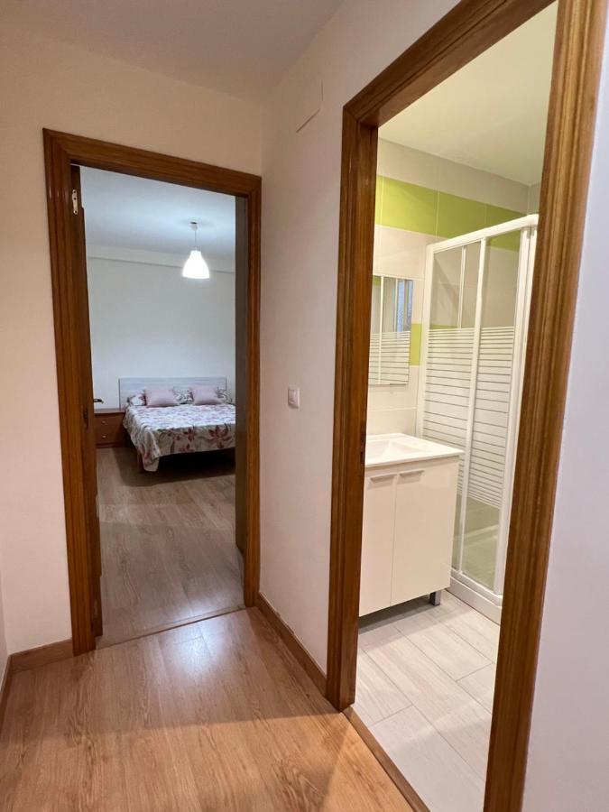 Habitacion Con Bano Privado- En Casa Familiar Beatriz Valenza Esterno foto